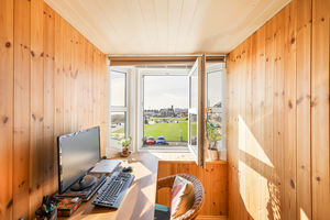 Photo 16- click for photo gallery